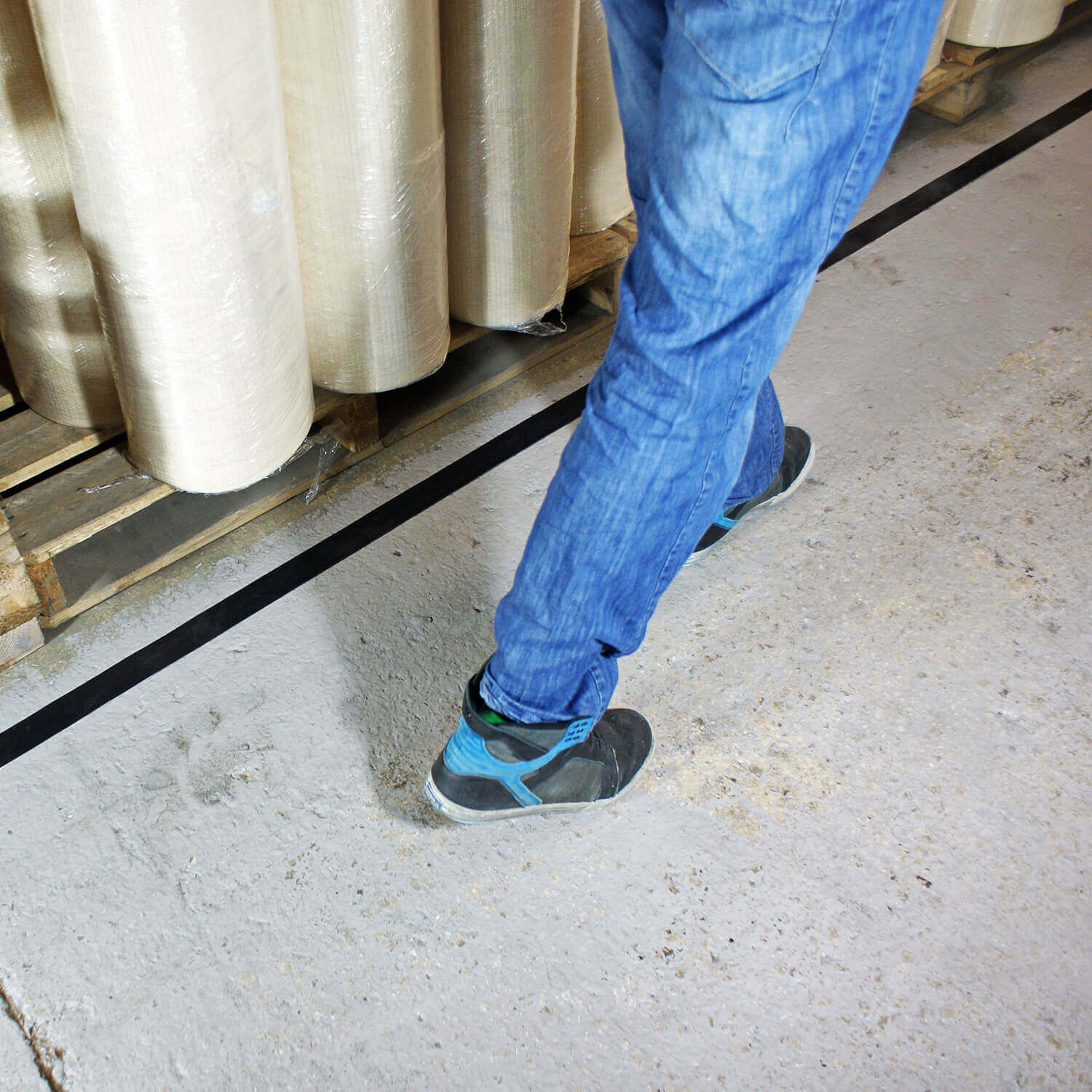 H6901N Black PermaStripe Warehouse Aisle Application 9 Web